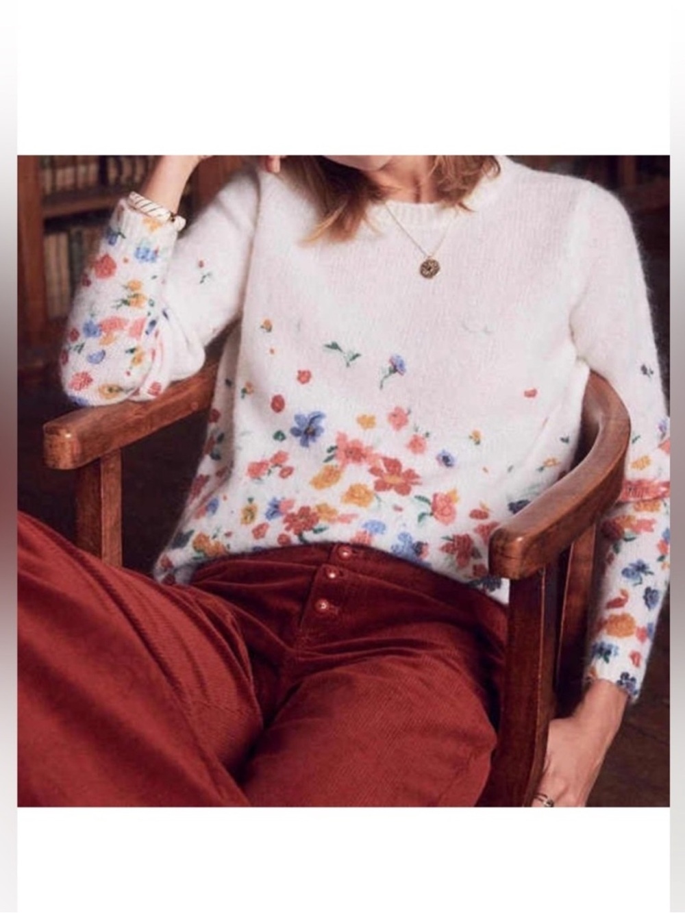 Sézane White Knit Wool Sweater with Multicolor Floral Flower
